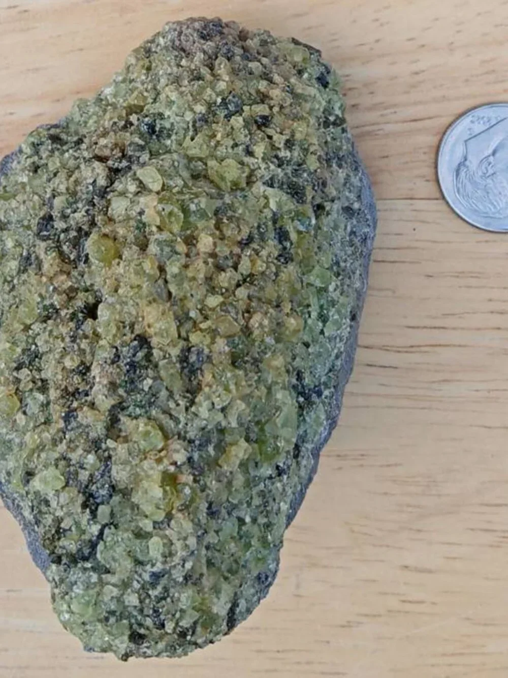 #4 Peridot crystal rock stone gemstone August Birthstone Chakra Healing